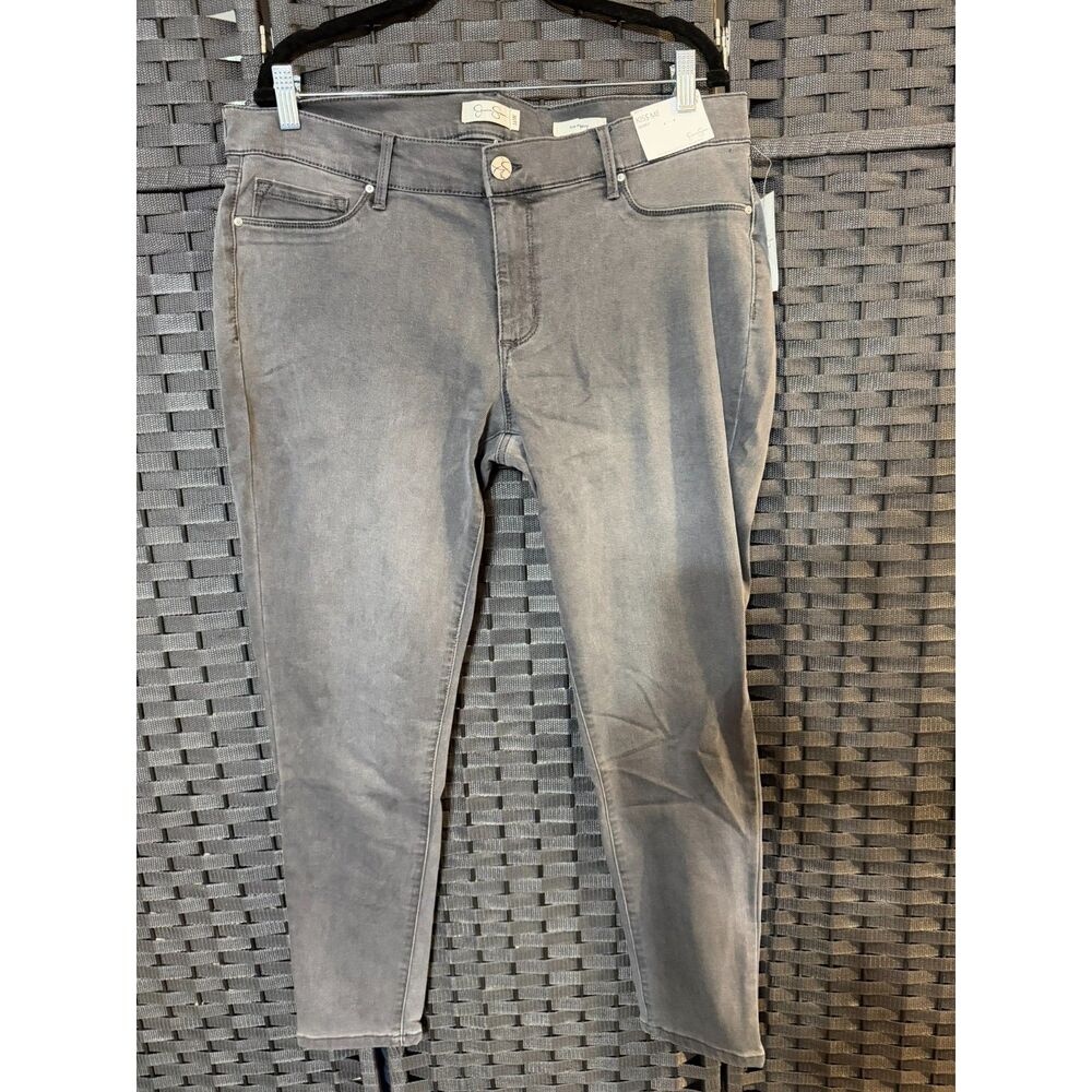 Jessica Simpson Kiss Me Skinny Jeans – Women's Plus Size 18W – NWT